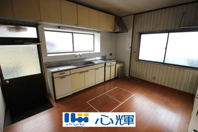 【キッチン】 | 宇部市笹山町1丁目中古二階建