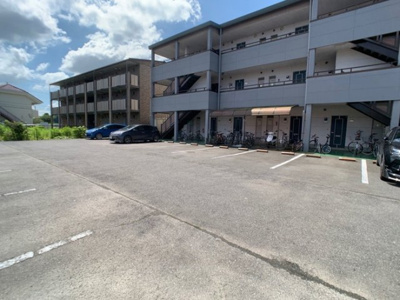 【駐車場】 | ネオウイング