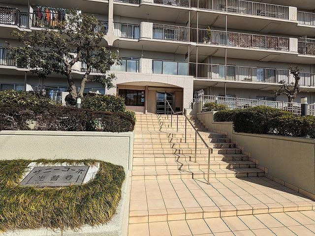 サニーコーポ枚方光善寺のエントランス|■物件内覧・資金計画相談・住宅ローン相談、リフォーム相談、お問合せ受付中■
※当日・翌日のご内覧、ご相談はお電話でのお問合せがスムーズです！