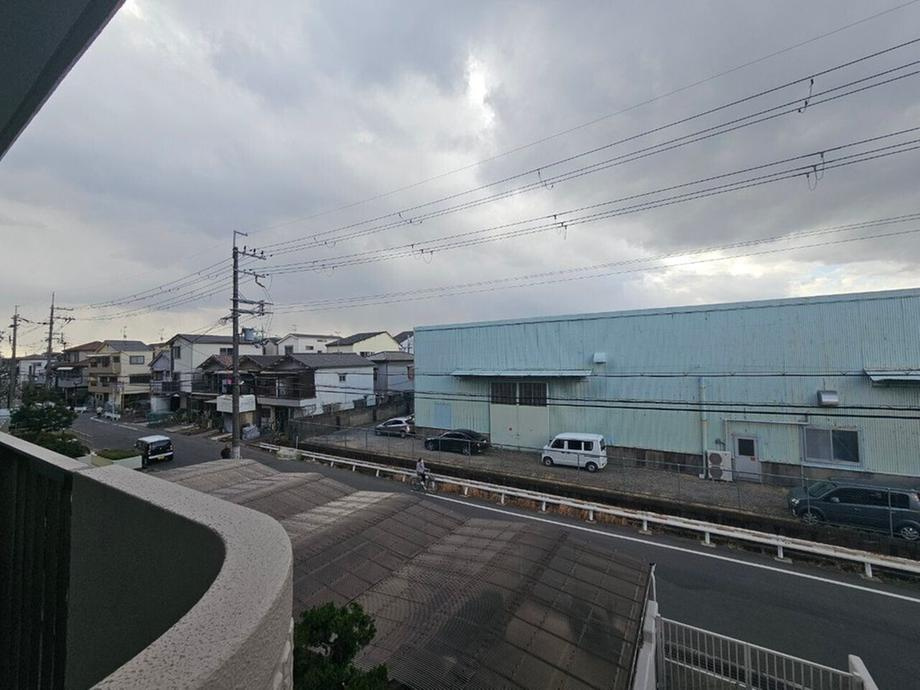 サニーコーポ枚方光善寺の展望|■物件内覧・資金計画相談・住宅ローン相談、リフォーム相談、お問合せ受付中■
※当日・翌日のご内覧、ご相談はお電話でのお問合せがスムーズです！