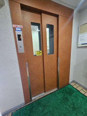 サニーコーポ枚方光善寺のその他共用部分|エレベーター
■物件内覧・資金計画相談・住宅ローン相談、リフォーム相談、お問合せ受付中■
※当日・翌日のご内覧、ご相談はお電話でのお問合せがスムーズです！