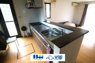 【キッチン】 | 山口市吉田（軽量鉄骨・2階建）105坪 | 2023年にシステムキッチン交換済み。