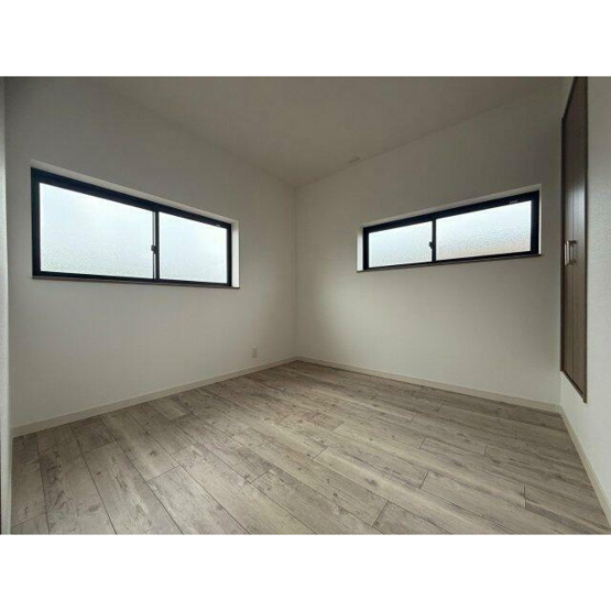  | 1階の洋室です。
