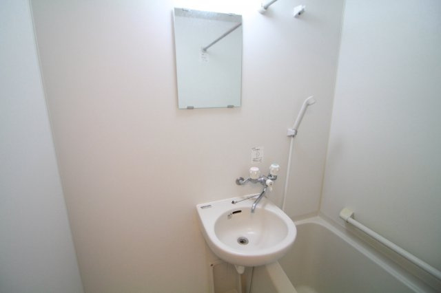 エムズステート荏田の洗面所