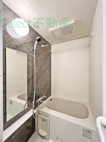 エスリード上前津LIVIAの浴室