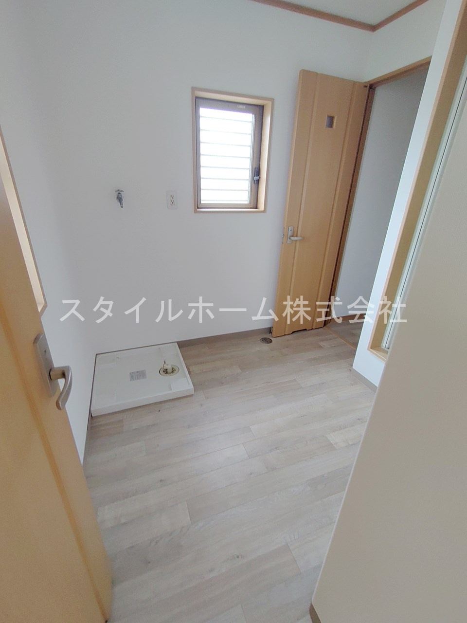 駅前ハイツの居間・リビング