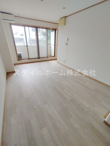 駅前ハイツの内装