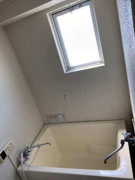 和歌山市榎原の一棟マンションの浴室