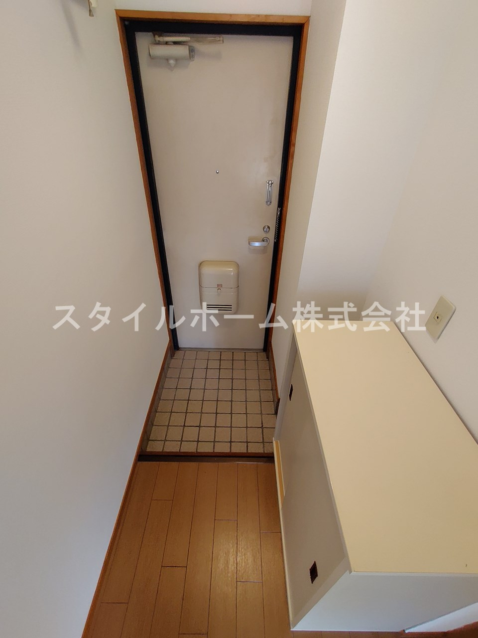 コスギハイツの玄関|イメージ写真です。