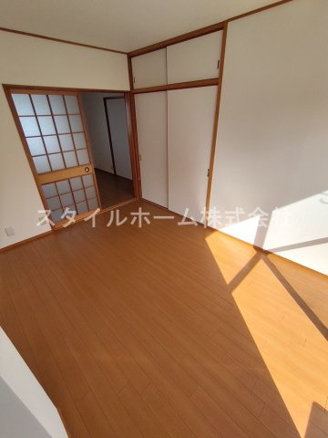 コスギハイツの居間・リビング|イメージ写真です。