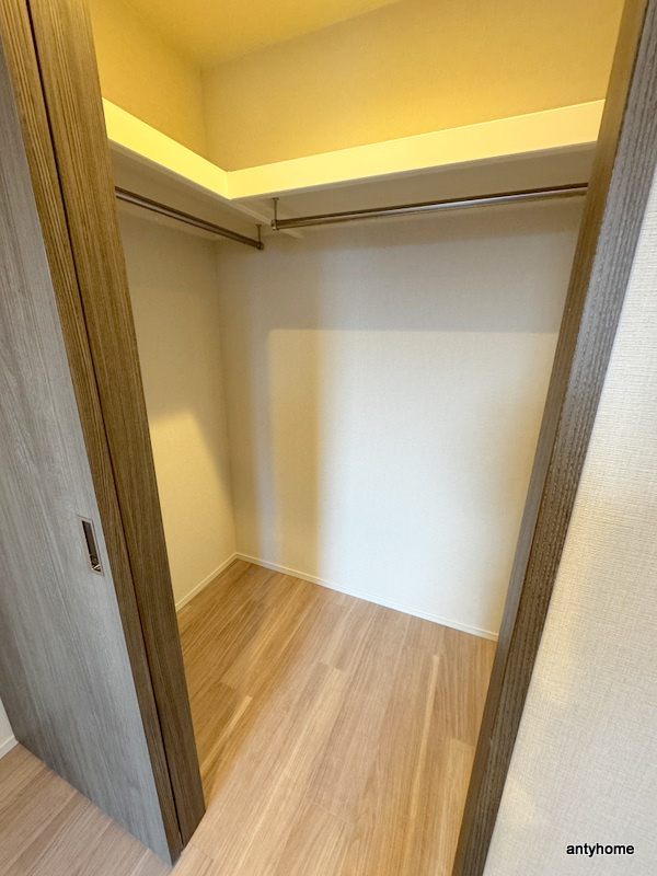 シーズンフラッツ中崎　仲介手数料無料の収納