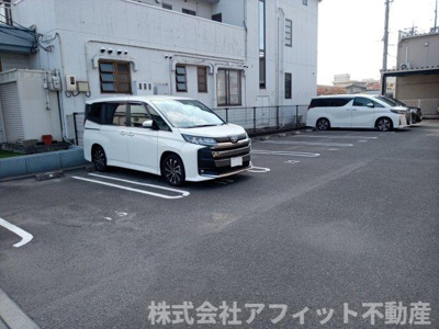 【駐車場】 | グランドゥールフジイ