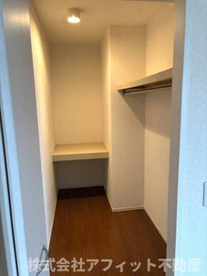 【その他】 | グランドゥールフジイ | ウォークインクローゼット