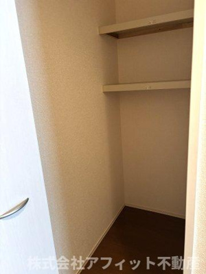 【その他】 | グランドゥールフジイ | 玄関収納