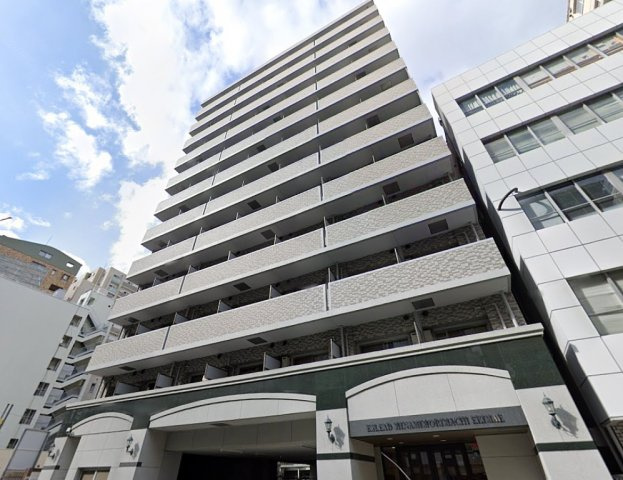 エスリード南森町駅前の外観