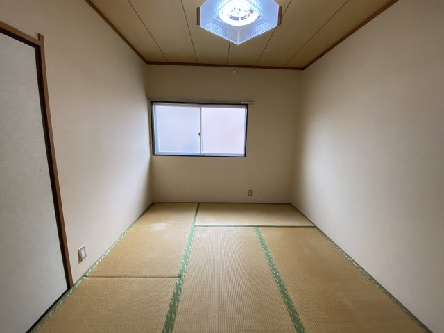 エレガンス山口の和室|日本らしい落ち着いた雰囲気の和室です