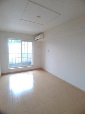 【居間・リビング】 | プラシード・ユダⅡ | 使いやすいリビングです