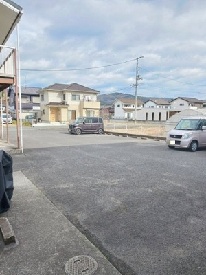 【駐車場】 | スカイハイツ河相Ａ | 駐車場完備です