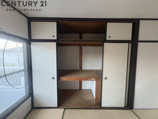 富松町4戸建の収納
