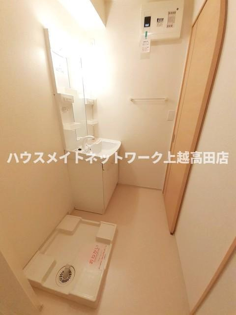 ミドルビレッジヒロ７Ｂの洗面所|洗髪洗面化粧台