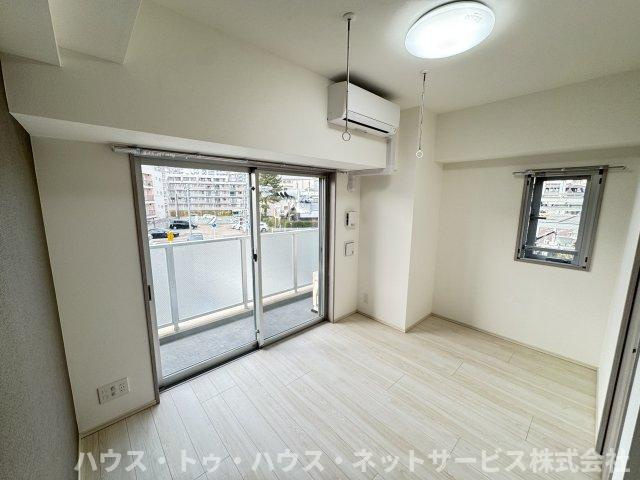 LIMERESIDENCE　KITAMATSUDOの居間・リビング