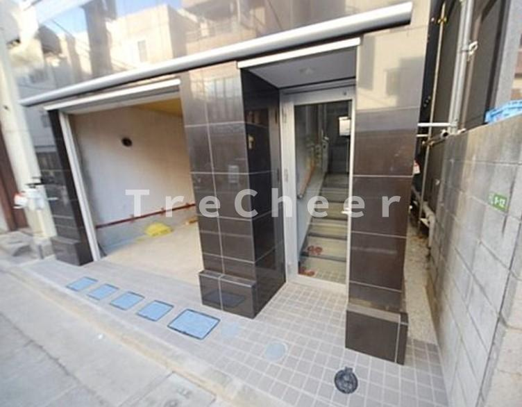 TUカーサ神楽坂のエントランス