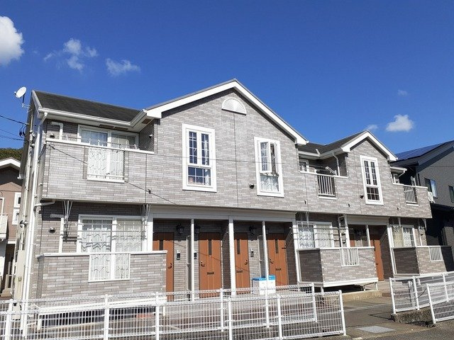 プラティークレジデンスＡの外観