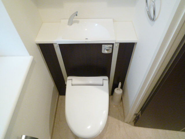 インぺリアル新神戸のトイレ