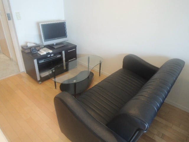 インぺリアル新神戸の居間・リビング