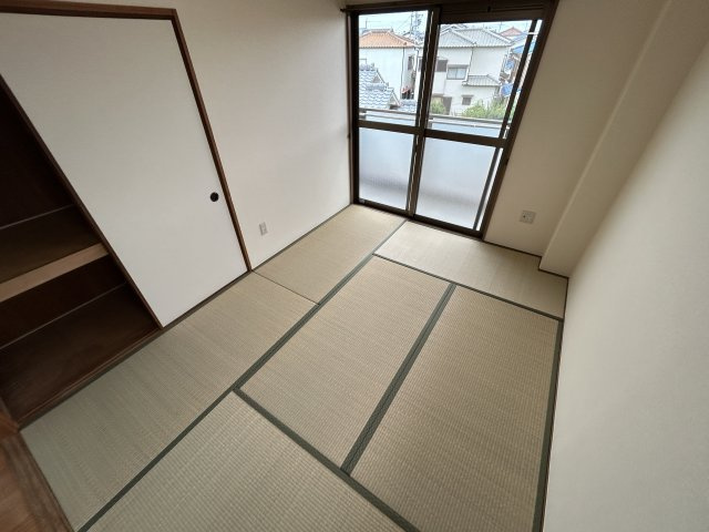 ルミエールSATOHの和室