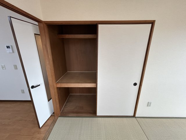 ルミエールSATOHの収納