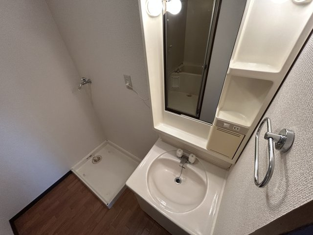 ルミエールSATOHの独立洗面台