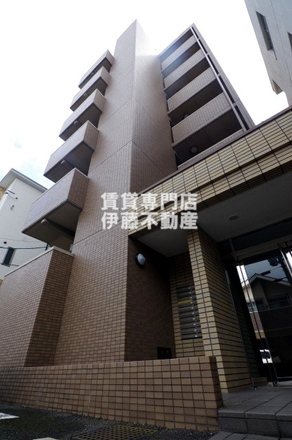 ブランメゾン八龍の外観