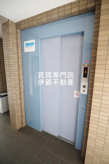 ブランメゾン八龍のロビー