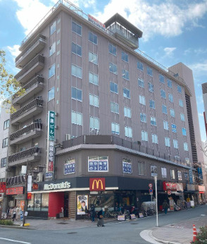 福島ビルの外観|外はこのようになっています