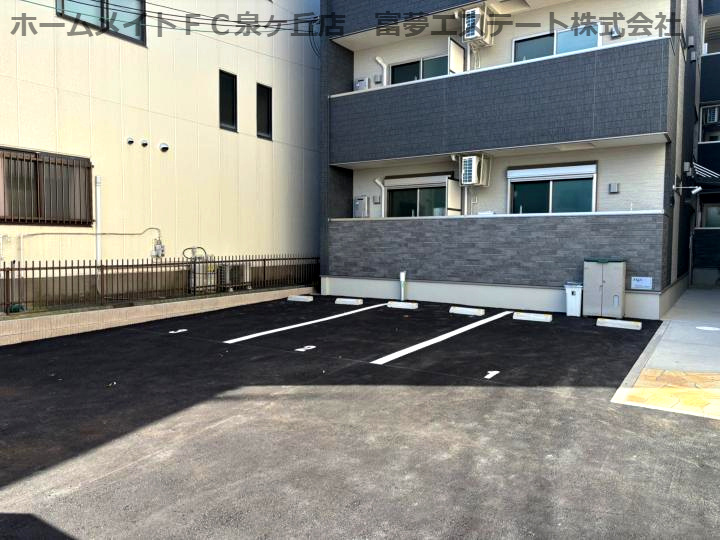 フジパレス助松町Ⅱ番館の駐車場