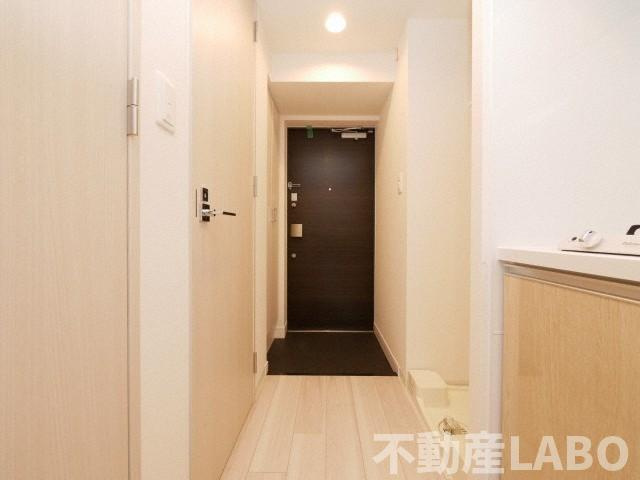 スプランディッド難波WESTの玄関