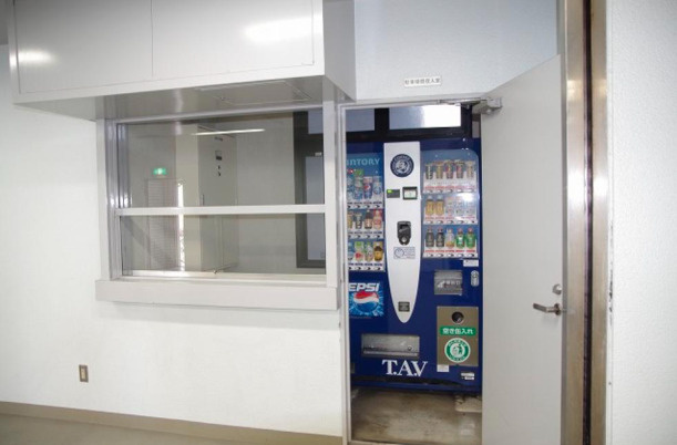 JBSL梅田ビルのロビー|自動販売機ございます◎