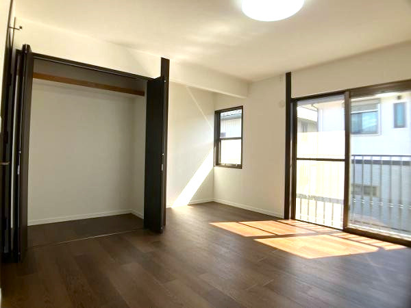 筑紫野市美しが丘南4丁目戸建の洋室