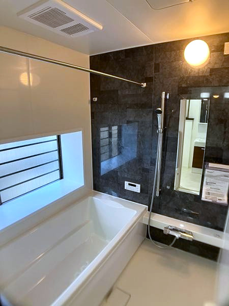 筑紫野市美しが丘南4丁目戸建の浴室