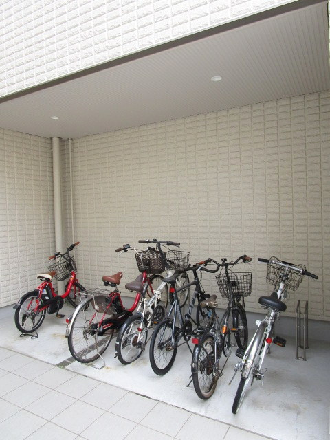 カーサ青山のその他共用部分|自転車1台まで