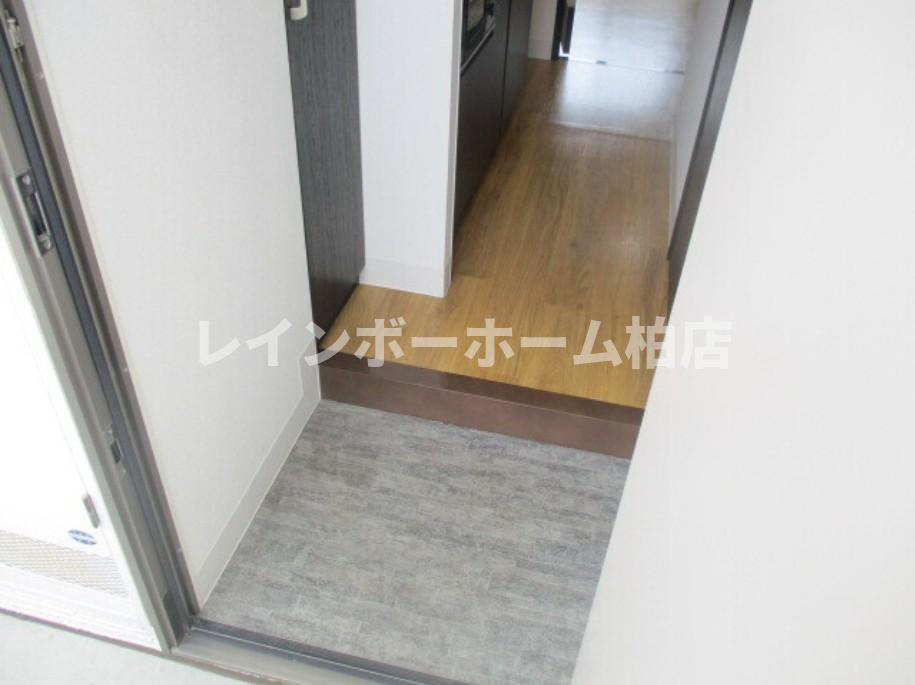 オートロック☆駅徒歩5分☆ネット無料☆の玄関|シンプルで使いやすい玄関です