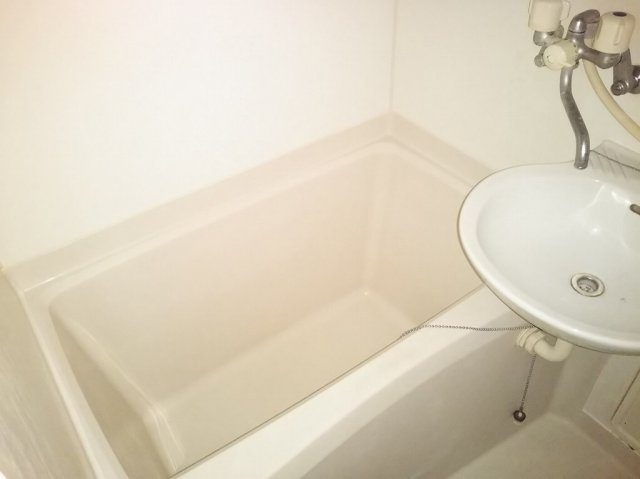 レオパレス釜平の浴室|画像5