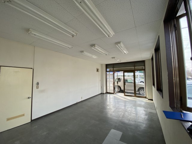 城東安武ビル1Fの内装