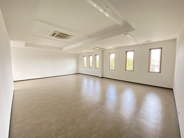 石島テナント2F