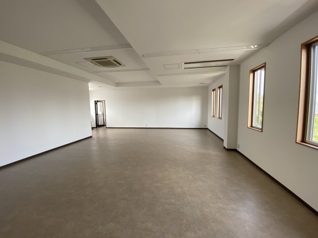 石島テナント2F