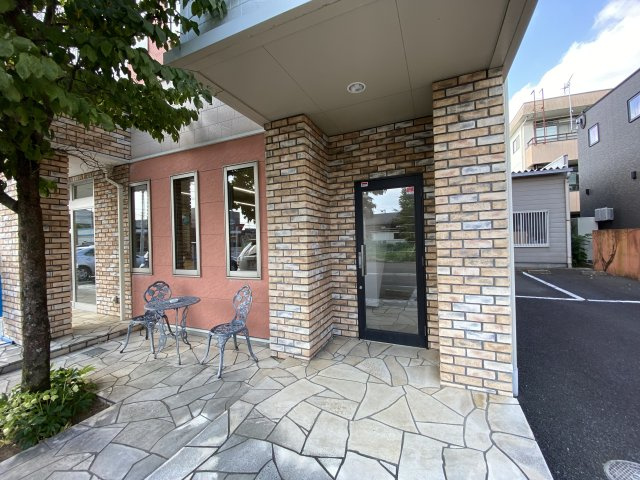 石島テナント2Fの外観