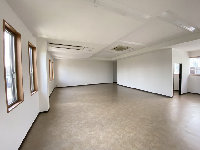 石島テナント2F