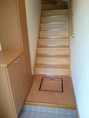サニーレジデンスＡの玄関