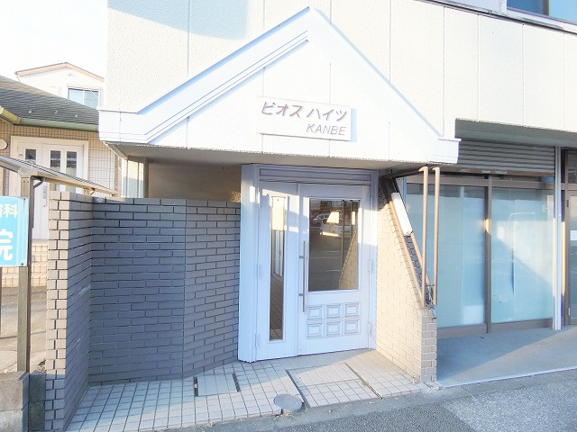 ピオスハイツKANBEのエントランス